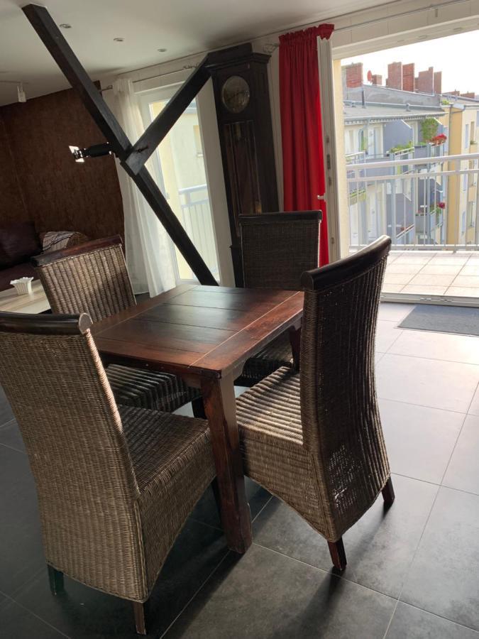 Nordsee Und City Fusslaufig - Luxeriose Fewo Mit Grossem Balkon Wilhelmshaven Exteriér fotografie