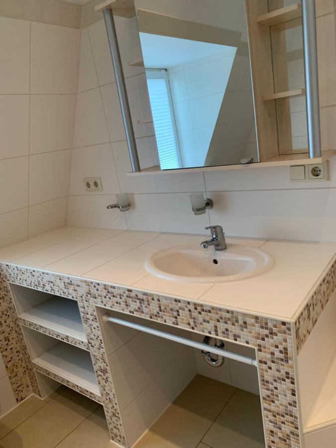 Nordsee Und City Fusslaufig - Luxeriose Fewo Mit Grossem Balkon Wilhelmshaven Exteriér fotografie